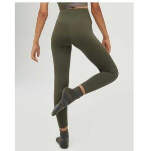 High-Waisted Olive Leggings